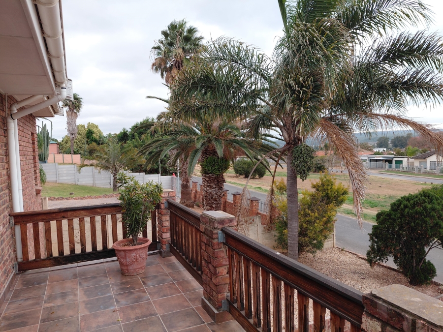 3 Bedroom Property for Sale in Bothasrus Eastern Cape